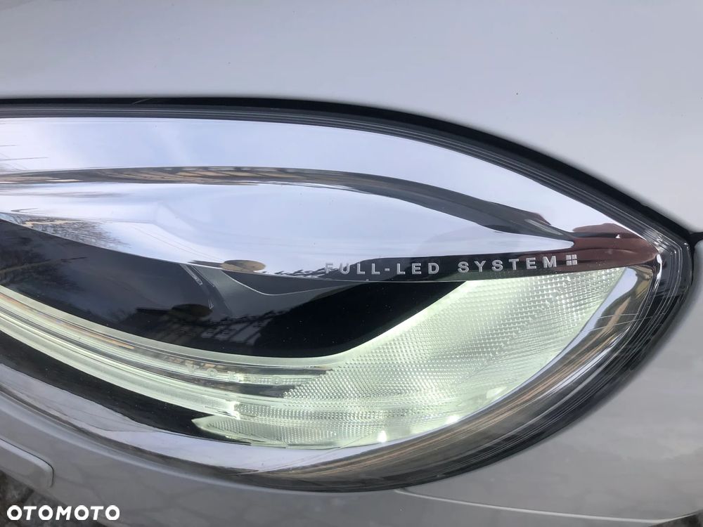 Volvo V40 D3 Geartronic Inscription - 10