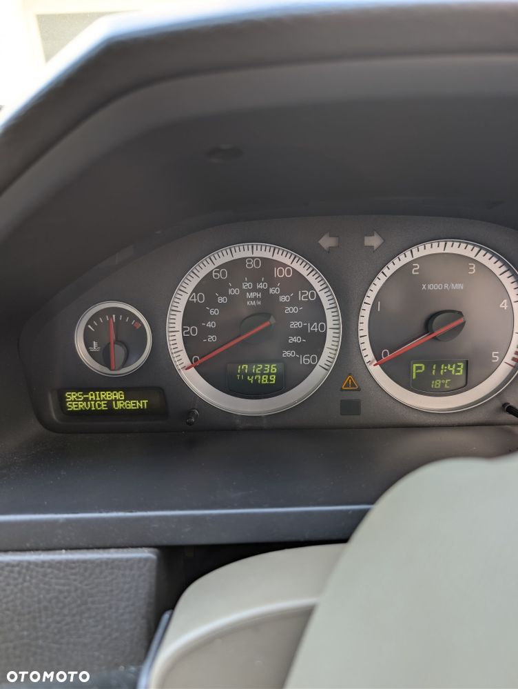 Volvo XC 90 - 7
