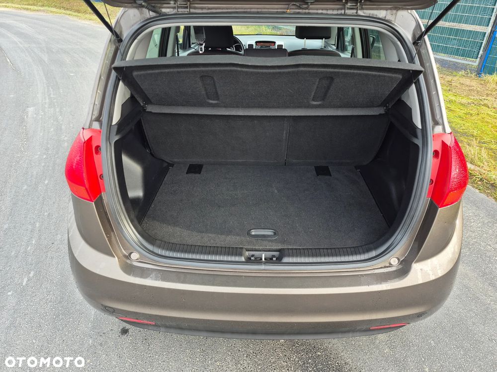 Kia Venga 1.4 CVVT ISG Spirit - 12