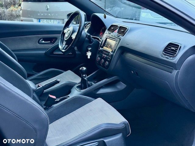 Volkswagen Scirocco 2.0 TDI - 31