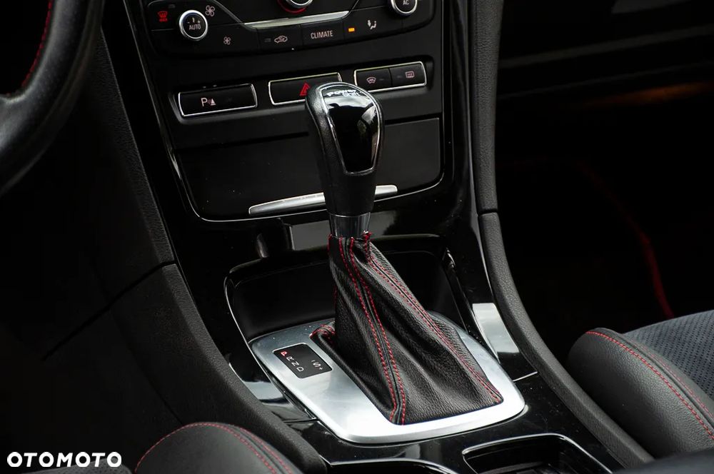 Ford Mondeo 2.0 EcoBoost Titanium S - 33