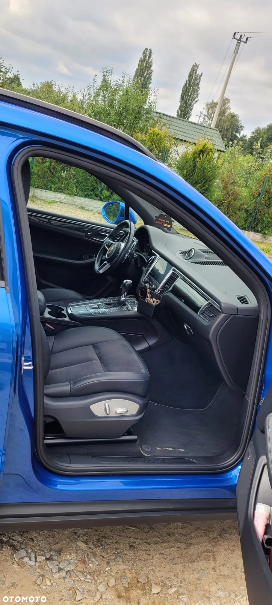 Porsche Macan - 24