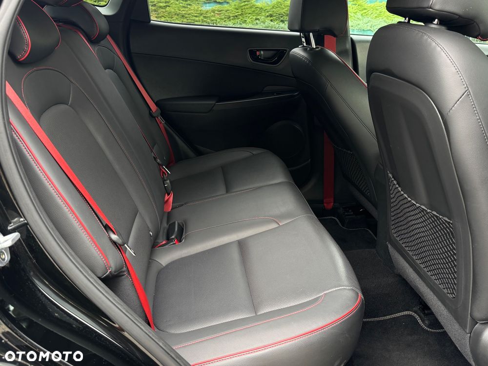 Hyundai Kona 1.6 T-GDI DCT 4WD Premium - 8