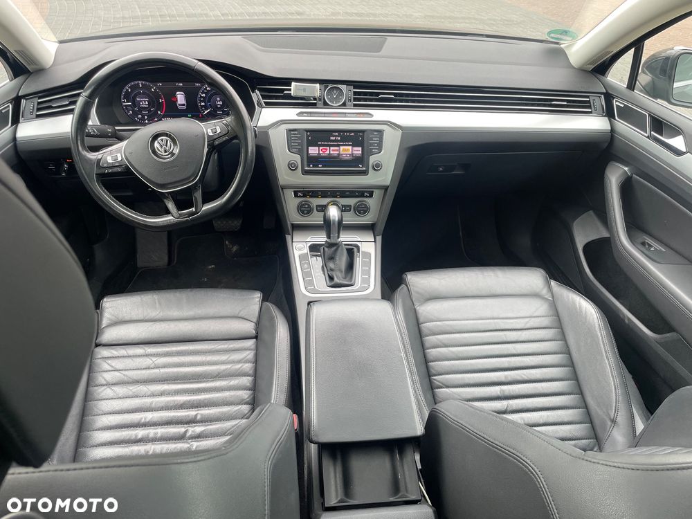 Volkswagen Passat 2.0 TDI BMT Highline DSG - 12