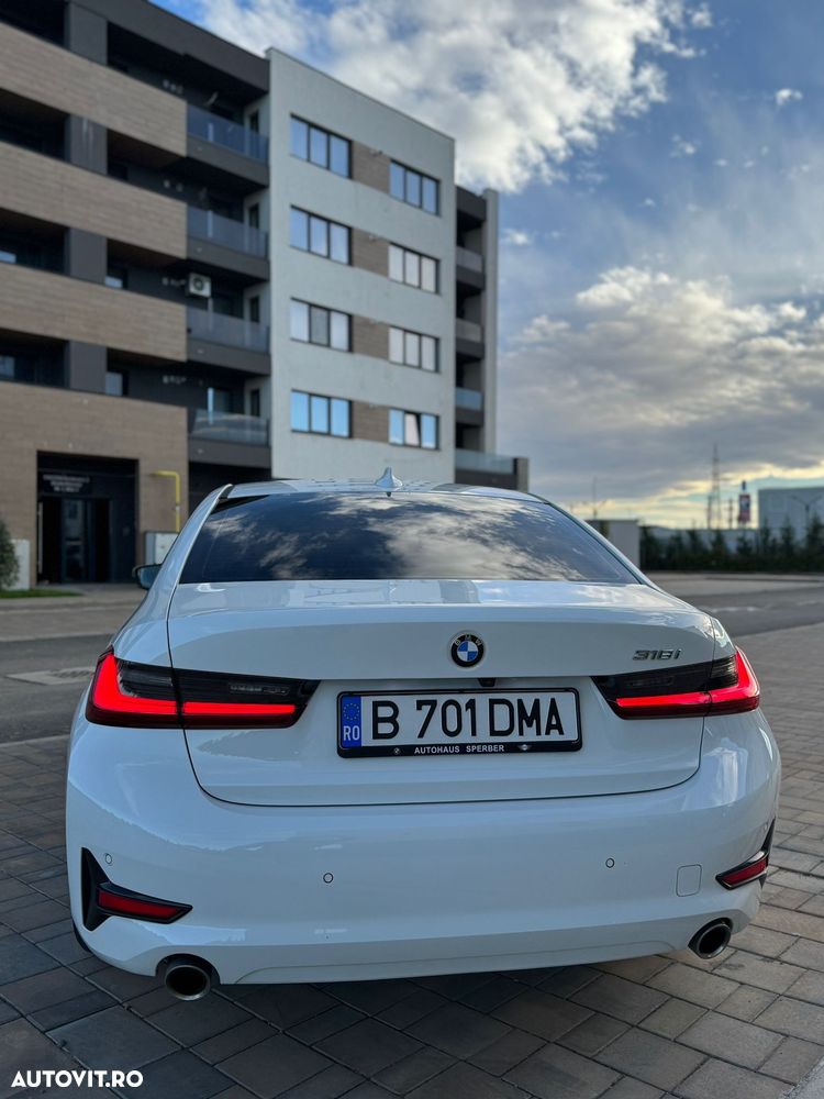 BMW Seria 3 318i AT - 11