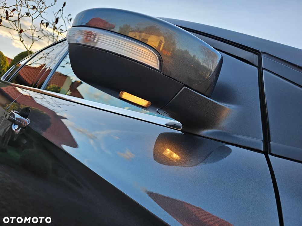Ford Kuga - 8