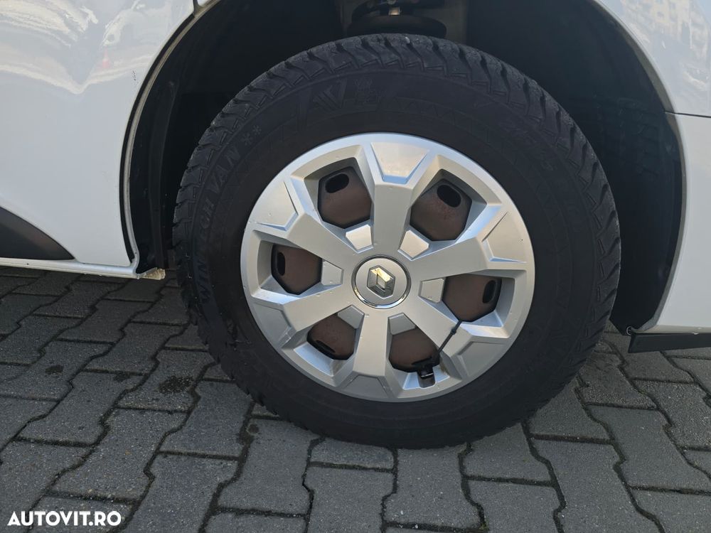 Renault Trafic 2.0 Blue dCi 150 EDC S&S L2 8+1 Zen - 13