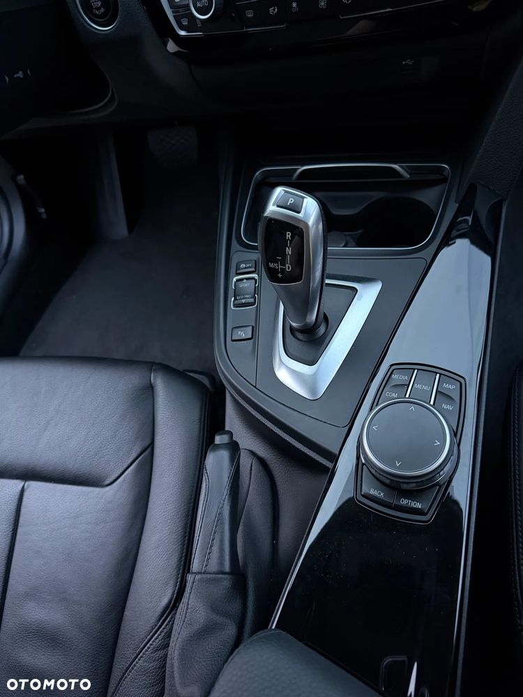 BMW Seria 3 320d Advantage - 28