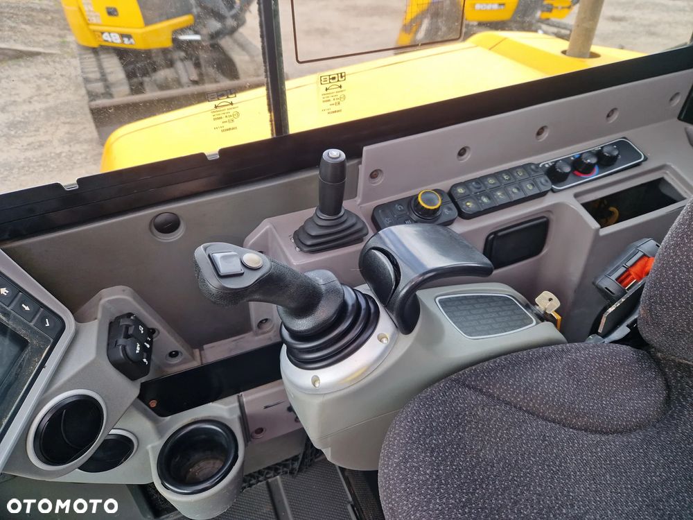 JCB 57 C-1 , 48 Z-1 ,8026cst - 13