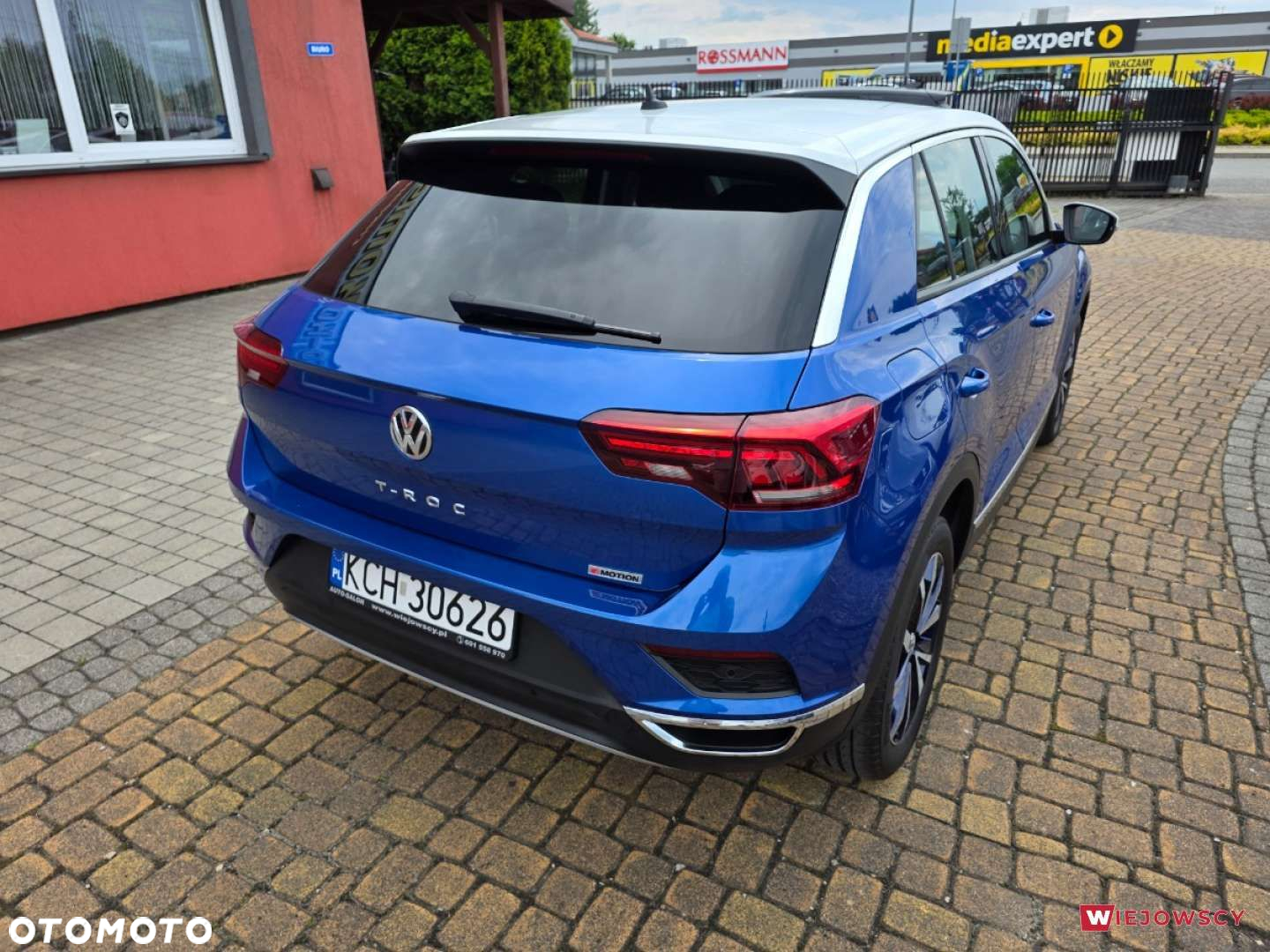 Volkswagen T-Roc - 10