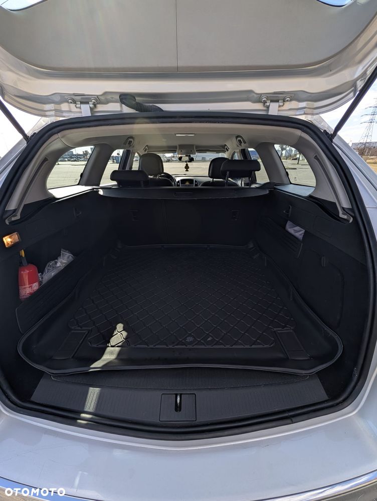 Opel Astra 1.4 Turbo - 11