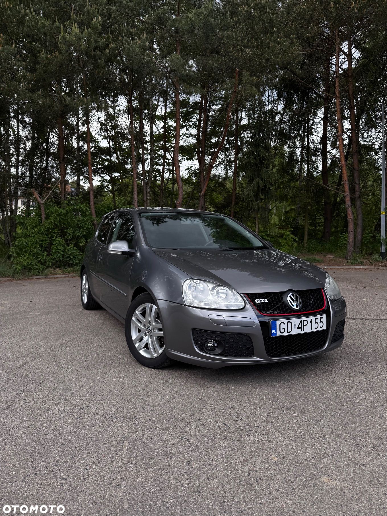 Volkswagen Golf - 1