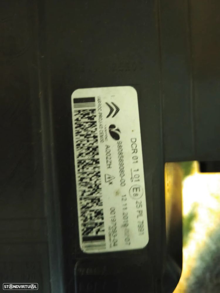 Farol esquerdo bi-xenon citroen Jumpy - 3