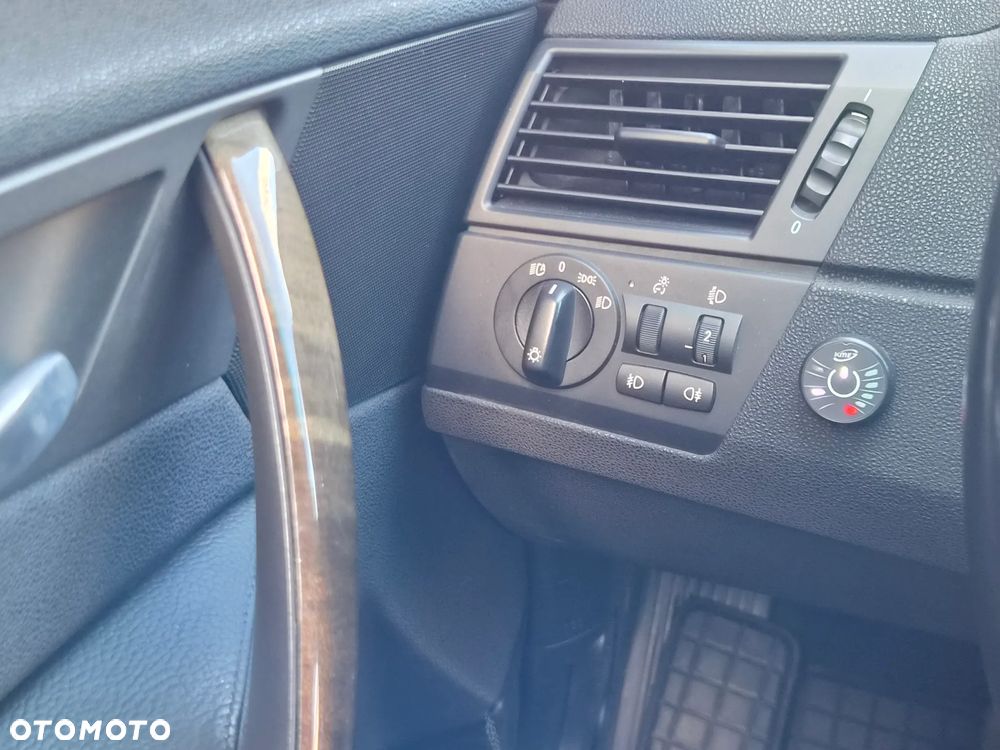 BMW X3 2.5i - 35