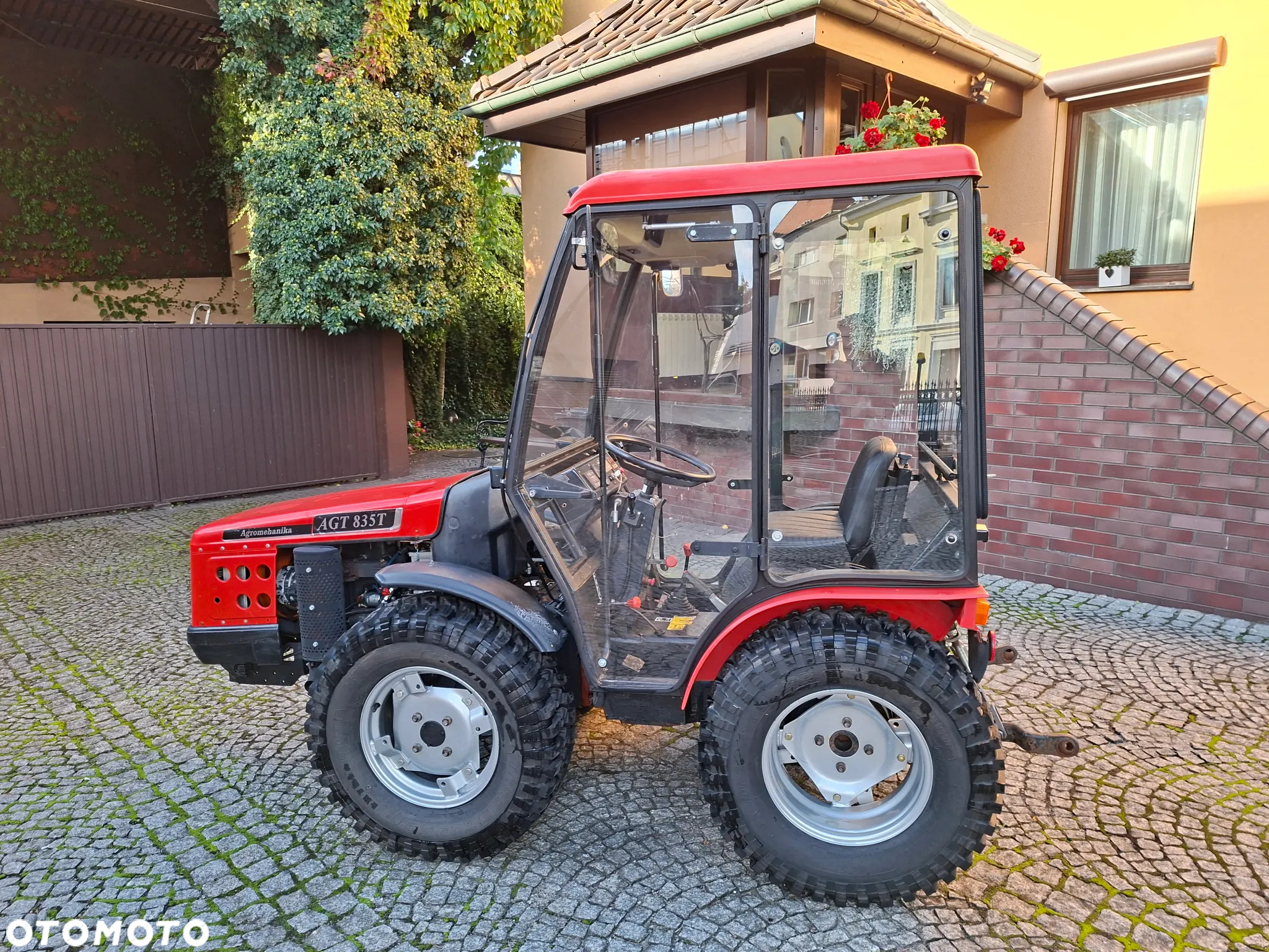 Kubota AGT 835 T - 8