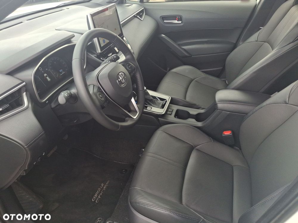 Toyota Corolla Cross - 9