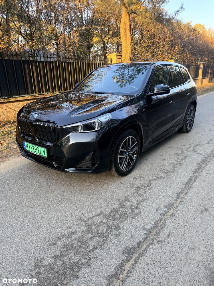 BMW iX1 - 2