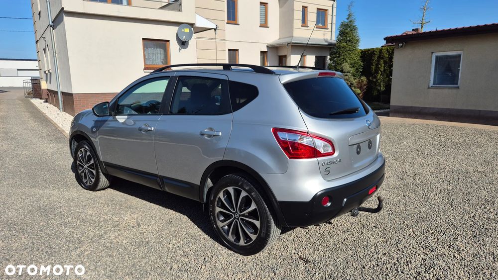 Nissan Qashqai 2.0 Tekna Premium CVT - 4