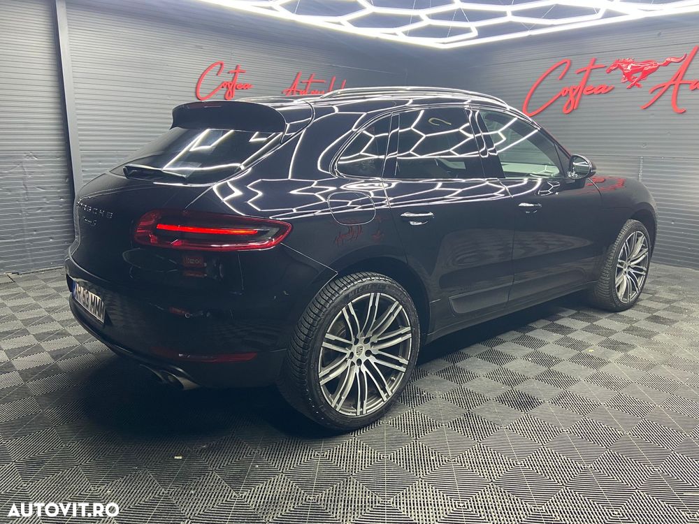 Porsche Macan - 5