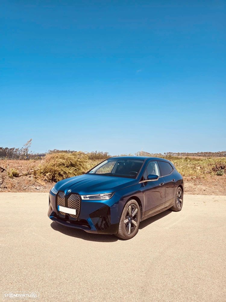BMW iX xDrive 50 Pack Desportivo - 2