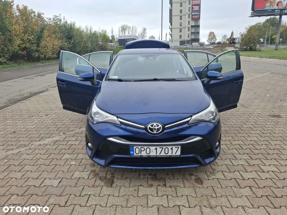 Toyota Avensis 1.6 Premium