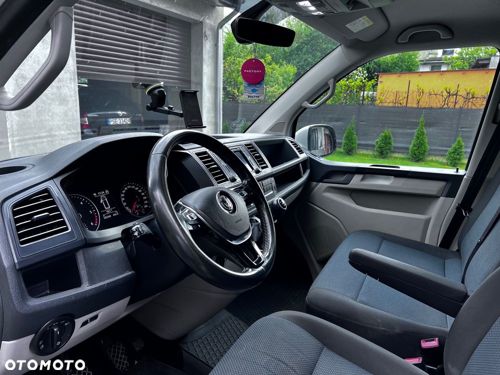 Volkswagen Transporter - 7