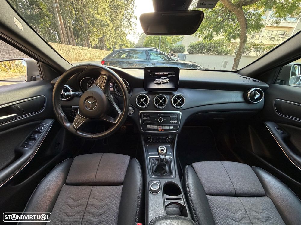 Mercedes-Benz GLA 180 CDI Urban - 6