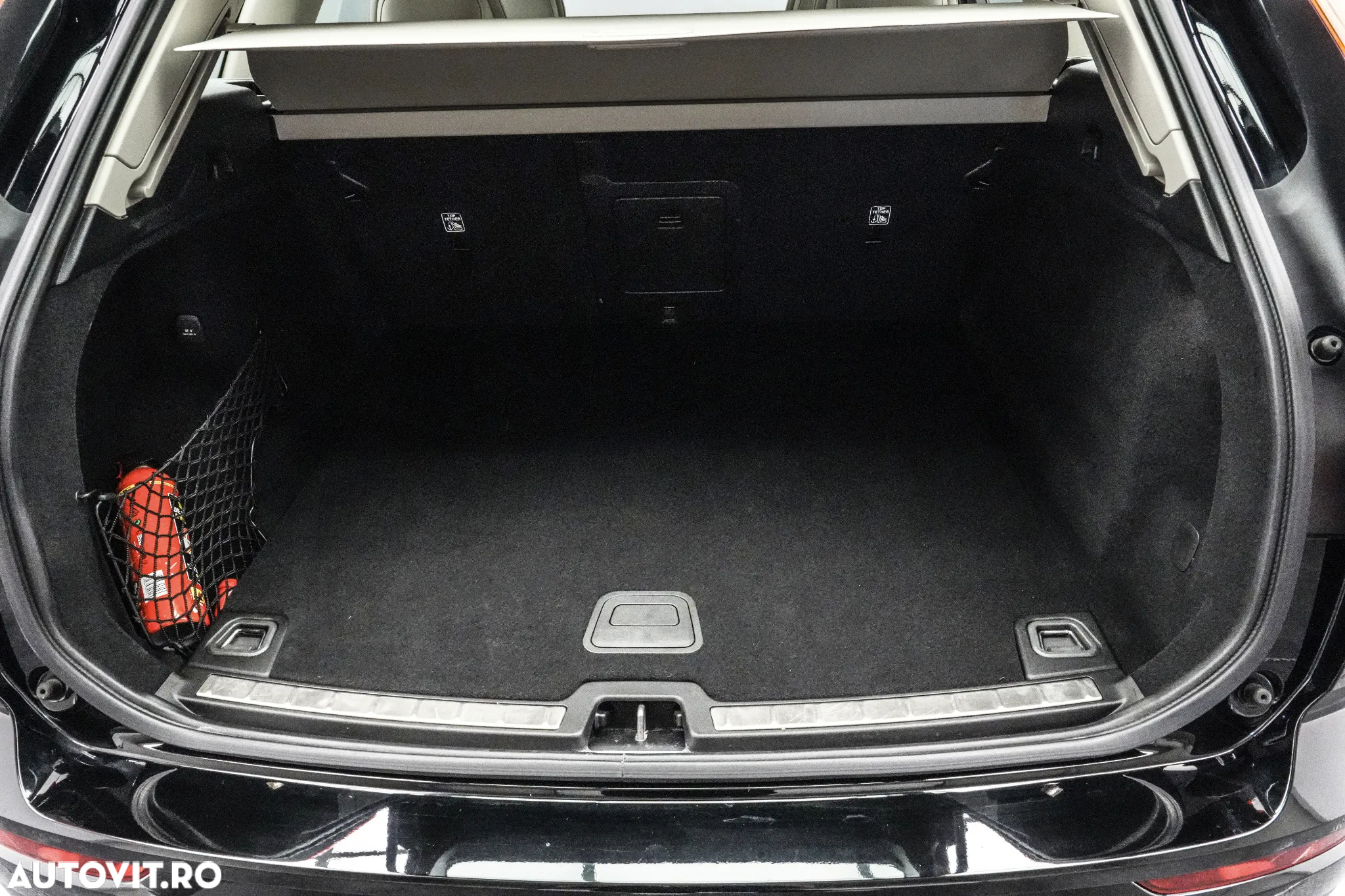 Volvo XC 60 D4 Momentum Pro - 30