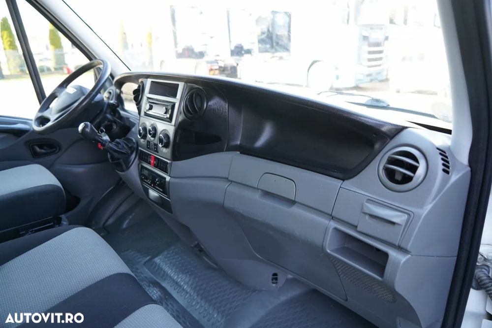 Iveco DAILY 35C11 / BASCULATOR / CU TRACȚIE MÂNĂ / DOUĂ TRACȚII / MANUAL / 7 LOCURI / IMPORTAT - 33