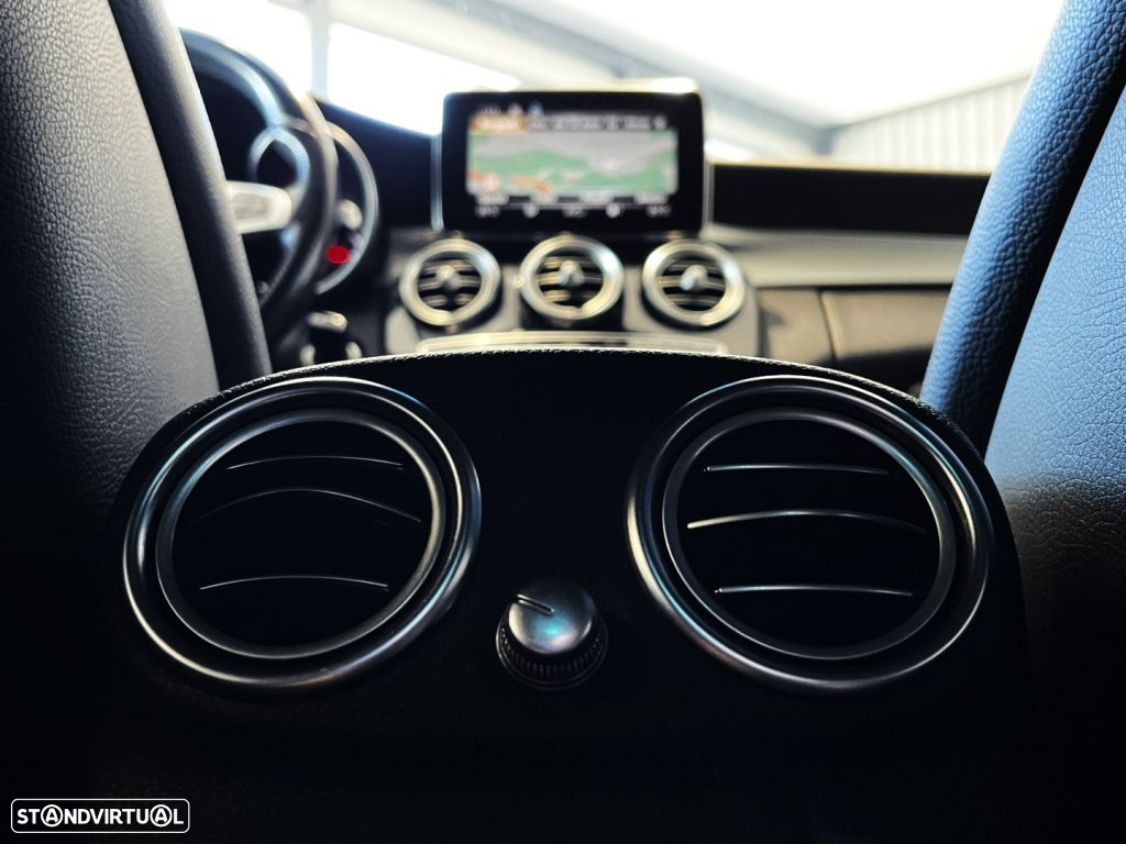 Mercedes-Benz C 220 d Aut. - 31
