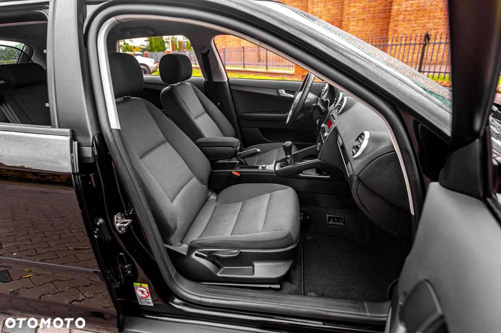 Audi A3 Sportback 1.6 Ambition - 35