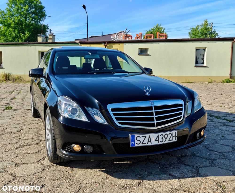 Mercedes-Benz Klasa E 220 CDI 7G-TRONIC - 17