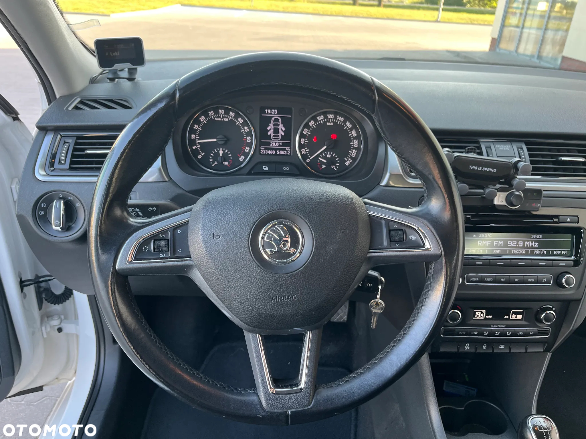 Skoda RAPID 1.6 TDI DPF Ambition Max - 16