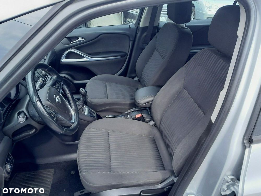 Opel Zafira - 8