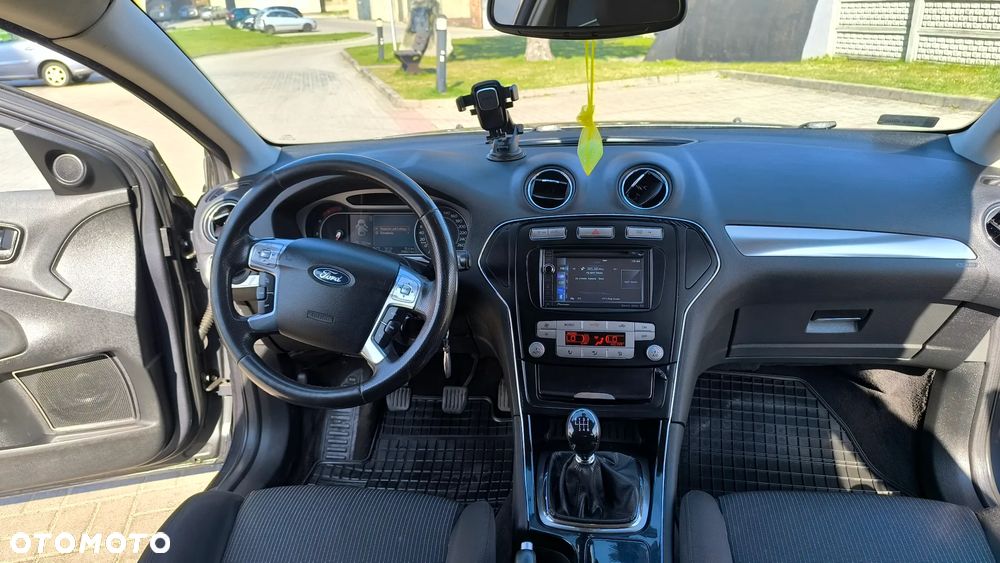 Ford Mondeo 1.8 TDCi Trend - 4