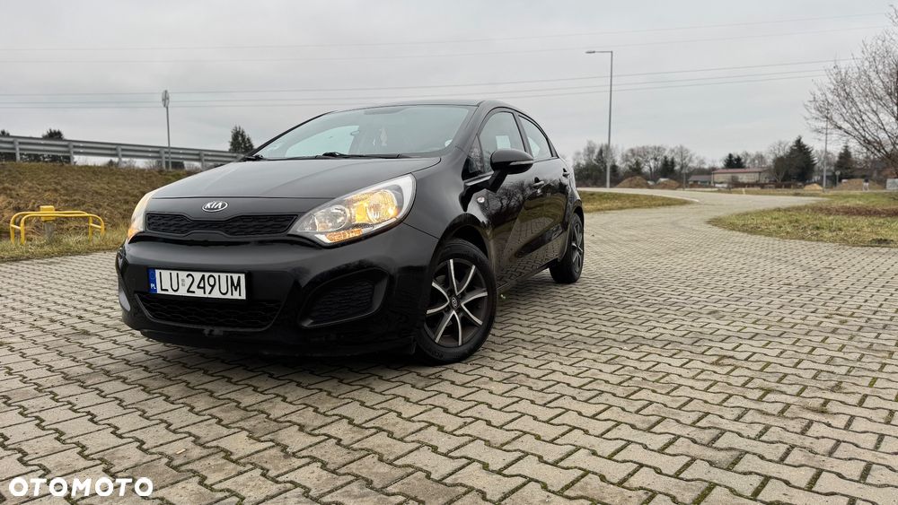 Kia Rio - 19