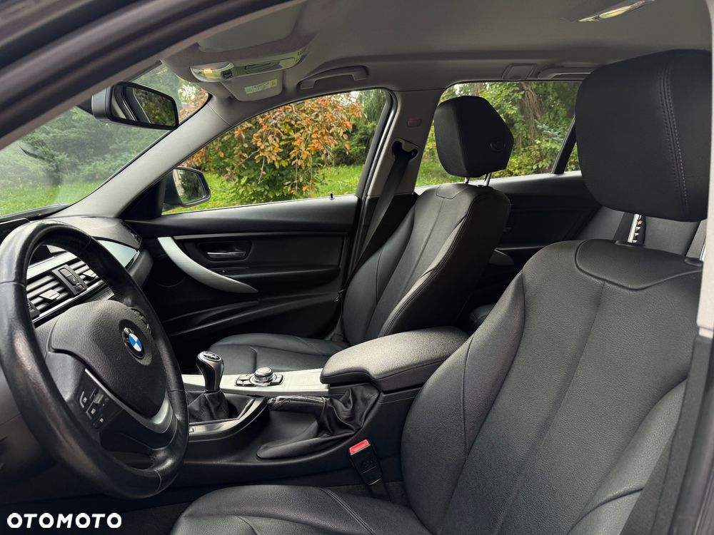 BMW Seria 3 318d Blue Performance Luxury Line - 10