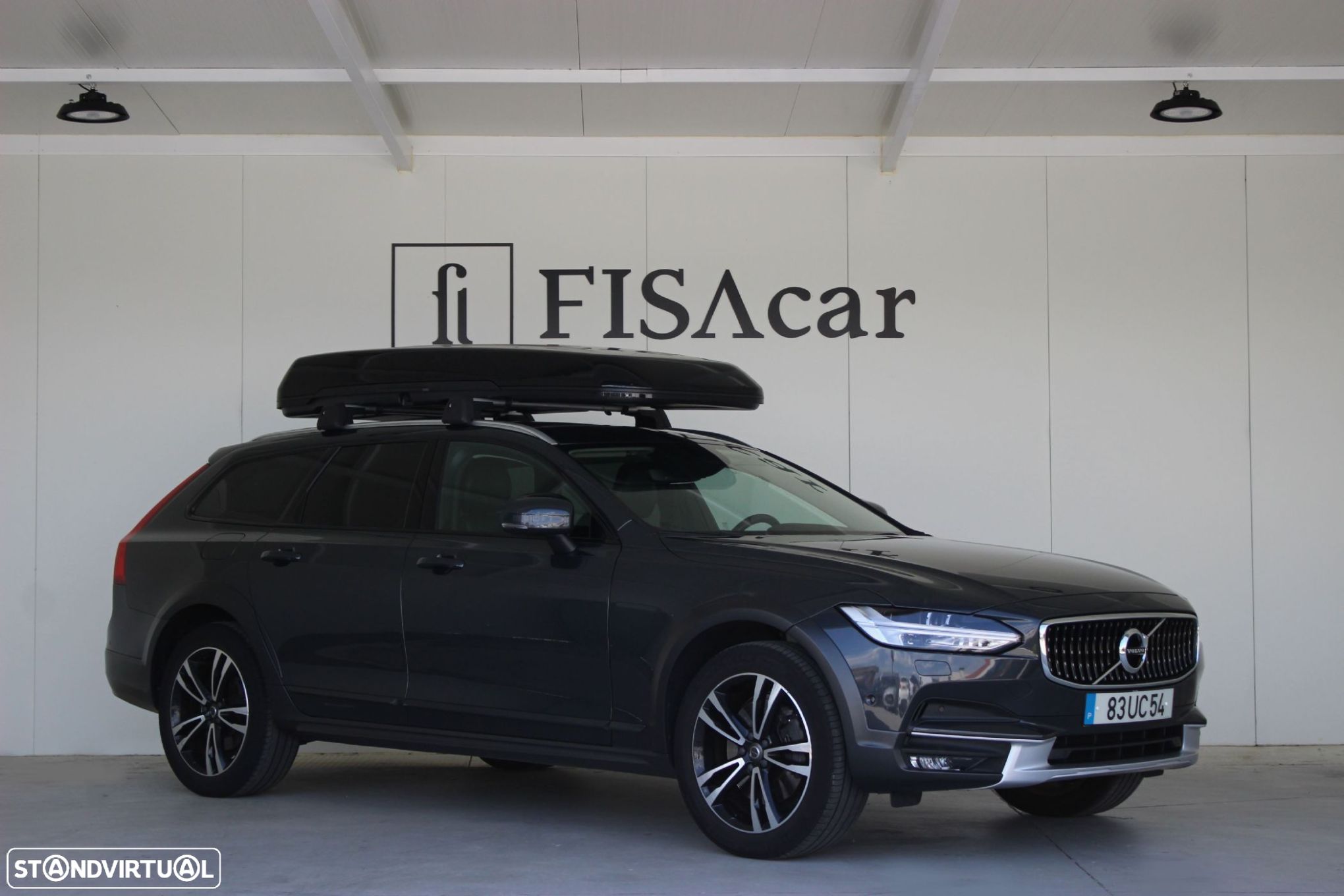 Volvo V90 Cross Country 2.0 D4 AWD Geartronic - 1