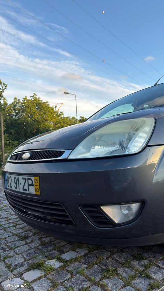 Ford Fiesta 1.25 Ghia - 13