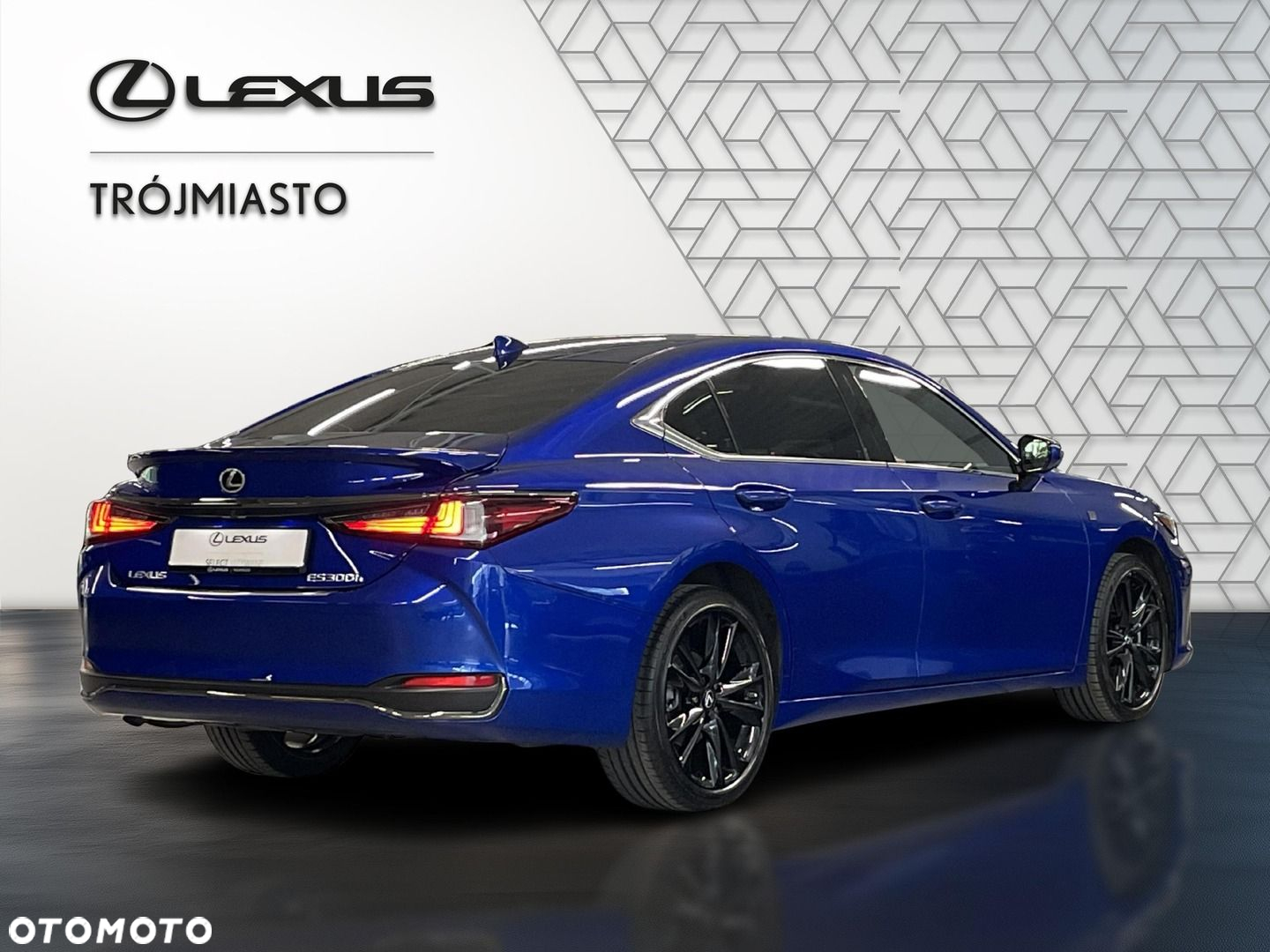 Lexus ES 300h F Sport Design - 6