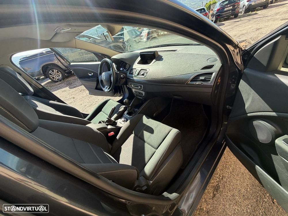 Renault Mégane 1.5 dCi Dynamique - 11
