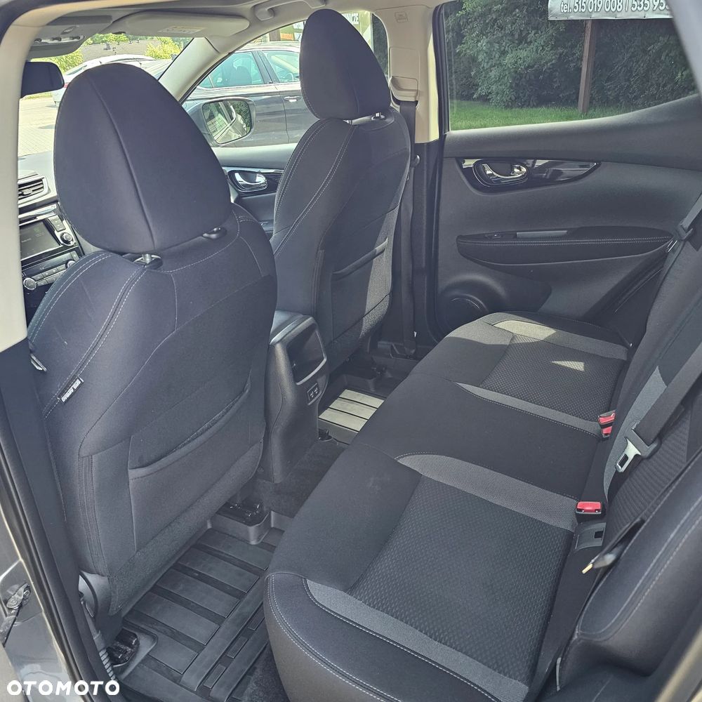 Nissan Qashqai 1.3 DIG-T AKARI - 9