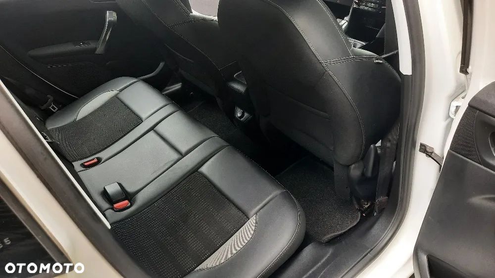 Peugeot 2008 ver-16--19 - 15