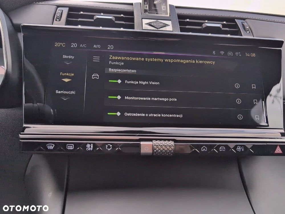 DS Automobiles DS 7 Crossback - 30