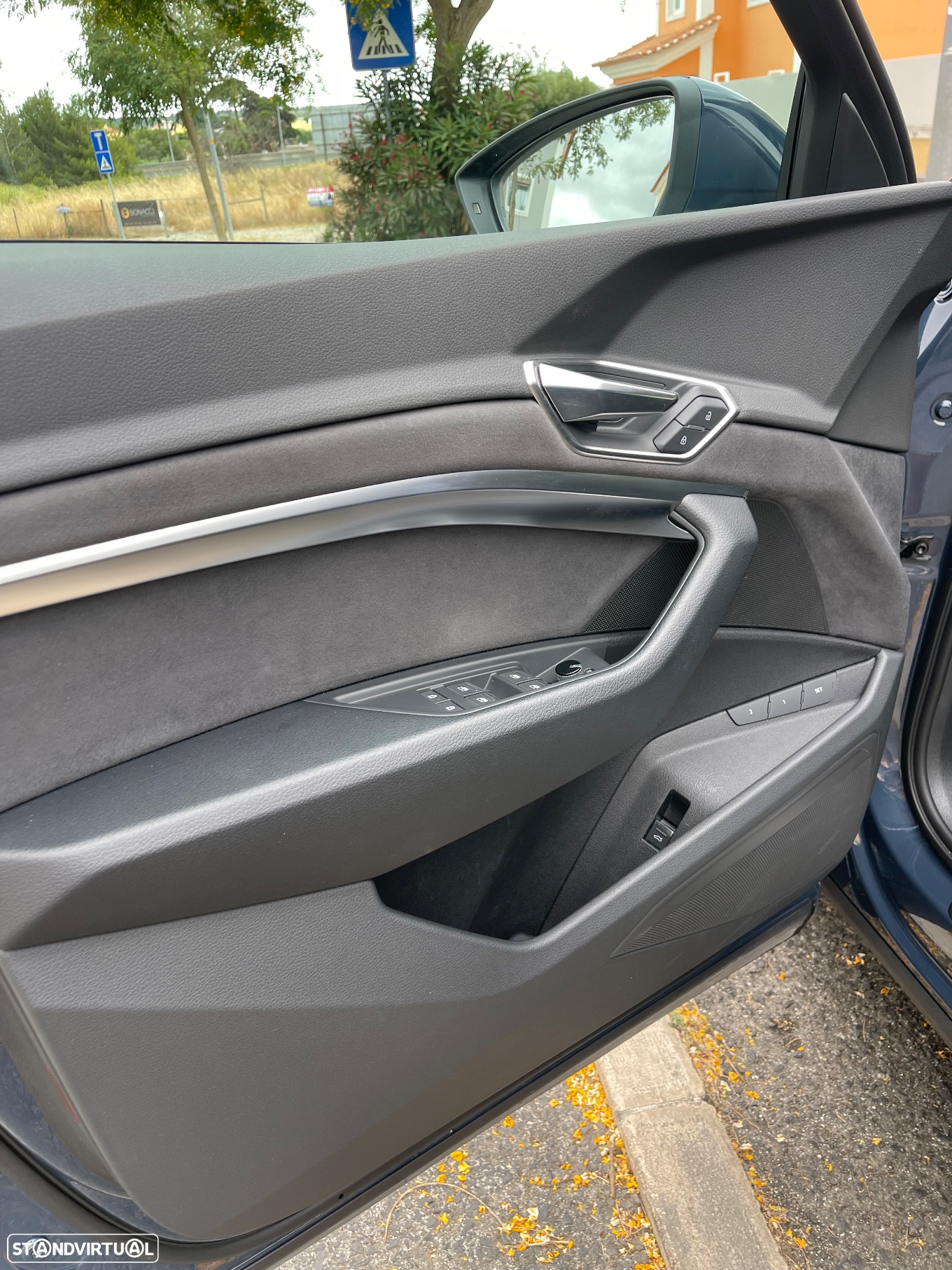 Audi Q8 e-Tron Sportback - 16