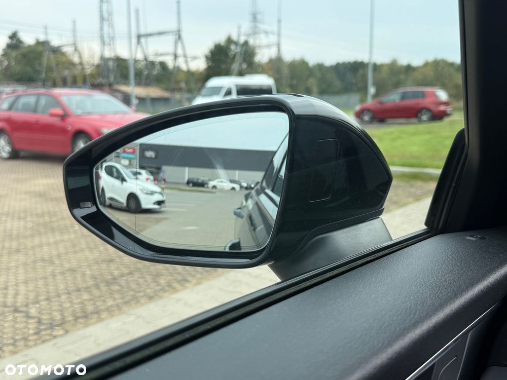 Audi A6 Avant 55 TFSI e quattro S tronic S line - 13