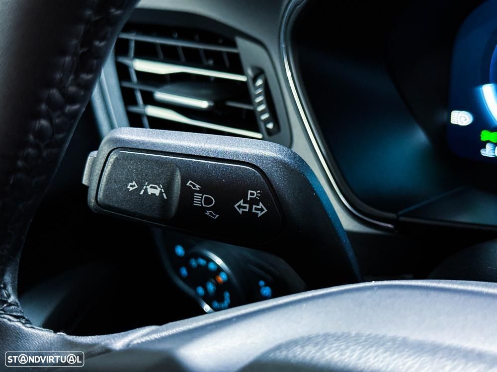 Ford Focus 1.0 EcoBoost Hybrid Aut. ACTIVE X - 22
