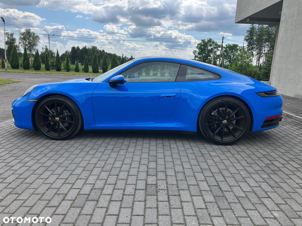 Porsche 911 Carrera - 3