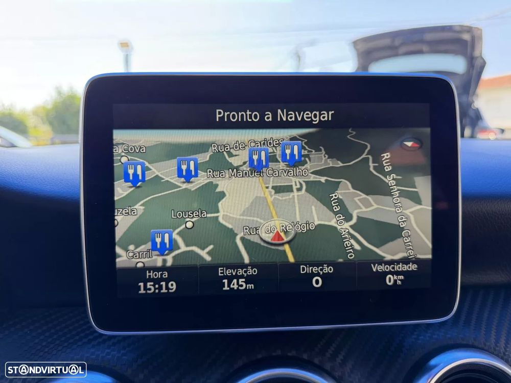 Mercedes-Benz A 180 d AMG Line - 24