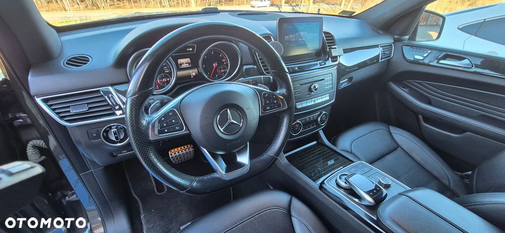 Mercedes-Benz GLE - 17